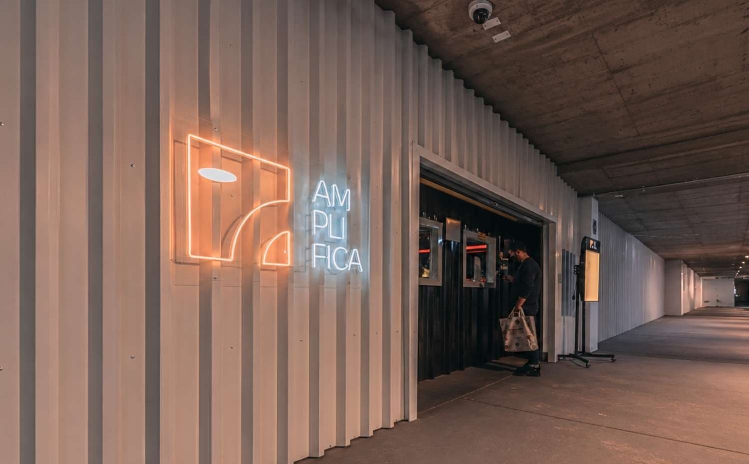 Dark store Amplifica en Santiago